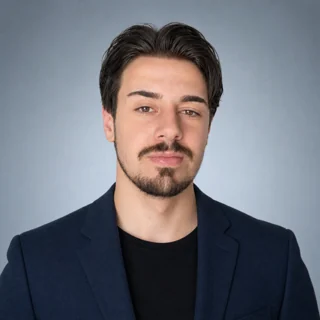 Burak Manav, Manav Dijital'in kurucusu.